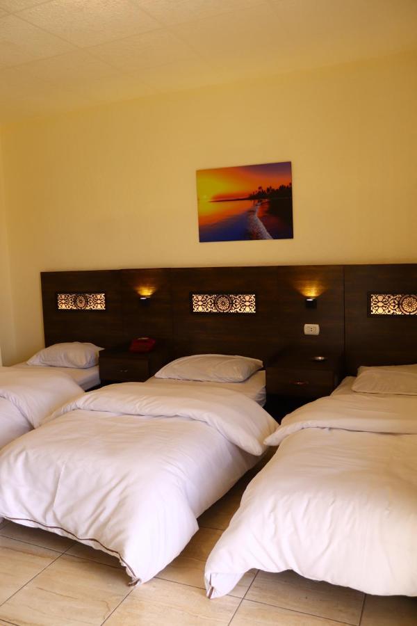 Eden Aqaba Hotel Exteriör bild